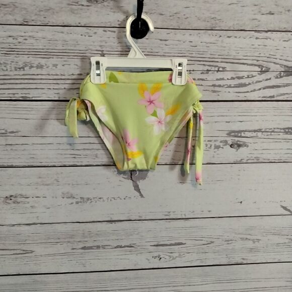 New Without tags. "No Brand" woman's bikini bottoms - Picture 1 of 4